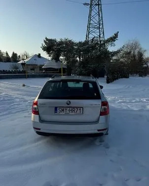 Skoda Octavia cena 56900 przebieg: 198000, rok produkcji 2018 z Myszków małe 79